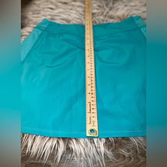 Soybu women’s skirt with built in shorts - Picture 5 of 10